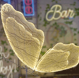 Mariposa luminosa en led con base 80 cm para decoraciones